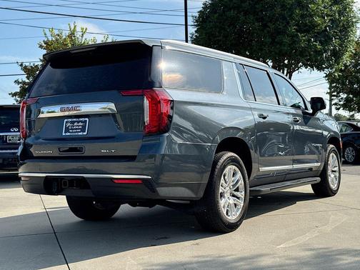 2021 GMC Yukon XL SLT