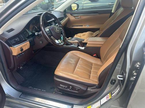 2016 Lexus ES 350 Base