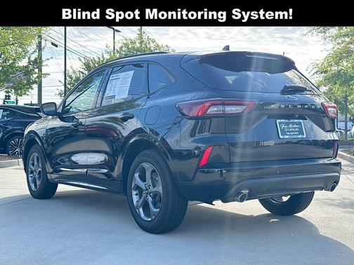 Agate Black Metallic 2024 Ford Escape ST-Line