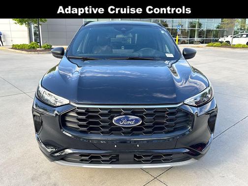 Agate Black Metallic 2024 Ford Escape ST-Line