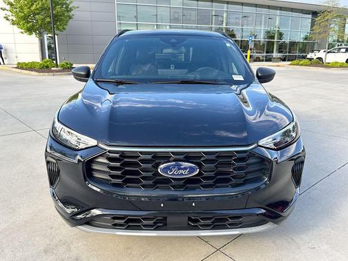 Agate Black Metallic 2024 Ford Escape ST-Line