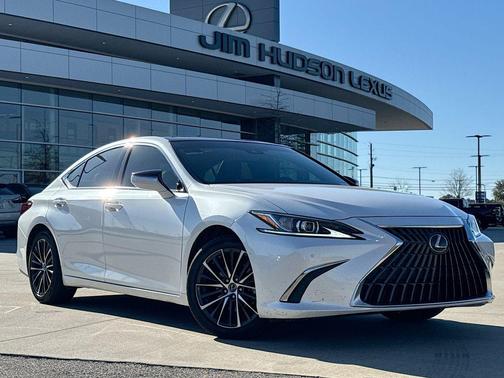 2022 Lexus ES 350 Base