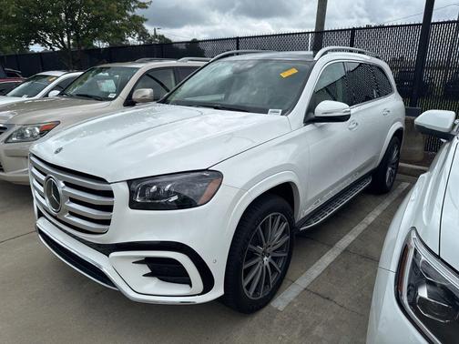 White 2024 Mercedes-Benz GLS 580 4MATIC