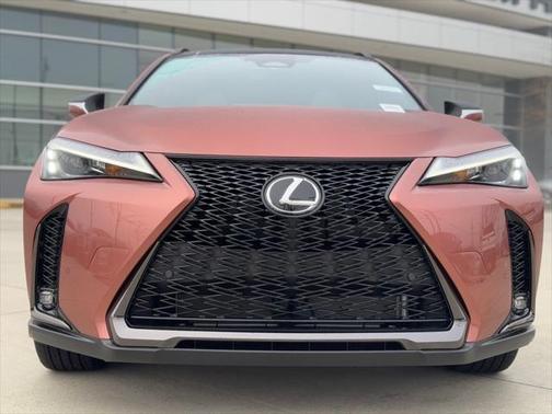 2025 Lexus UX 300h F SPORT DESIGN