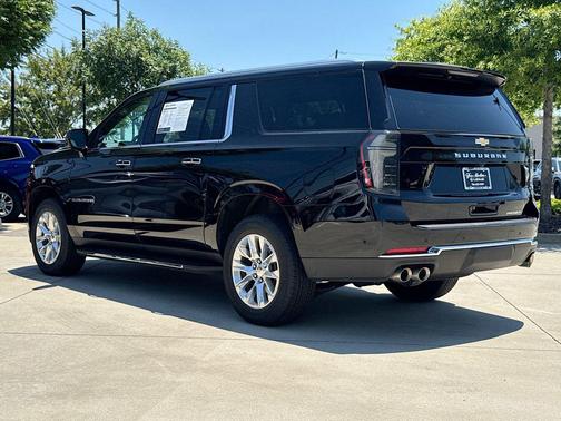 Black 2025 Chevrolet Suburban Premier