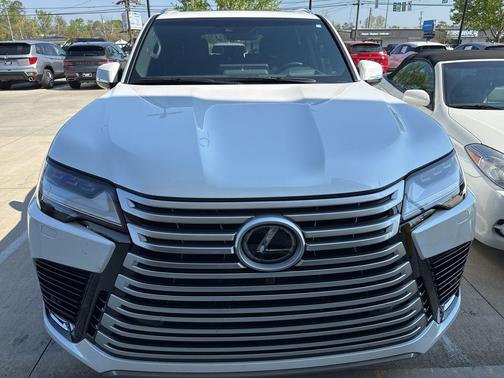 2024 Lexus LX 600 Luxury