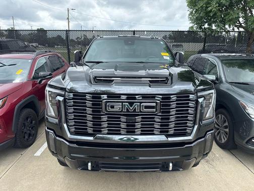 Onyx Black 2024 GMC Sierra 2500 Denali Ultimate