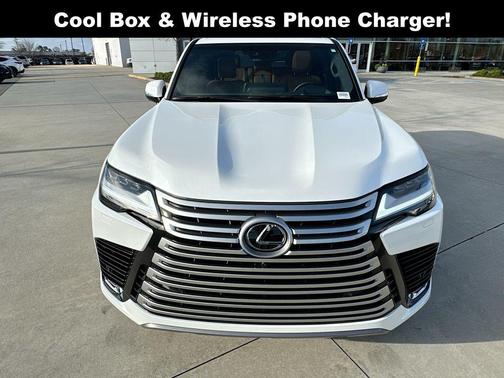 Eminent White Pearl 2024 Lexus LX 600 Premium