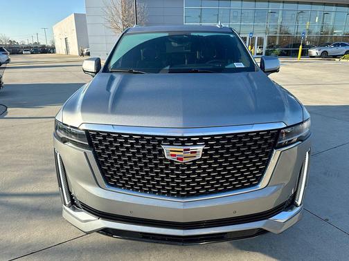 2023 Cadillac Escalade ESV Premium Luxury