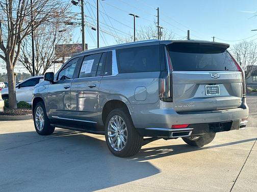 2023 Cadillac Escalade ESV Premium Luxury