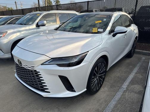 Eminent White Pearl 2023 Lexus RX 350 Premium Plus