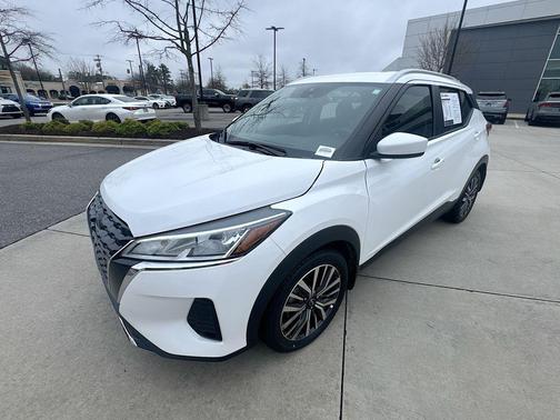 2024 Nissan Kicks SV