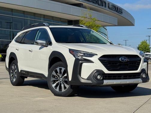 2023 Subaru Outback Touring XT