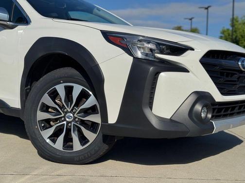 2023 Subaru Outback Touring XT
