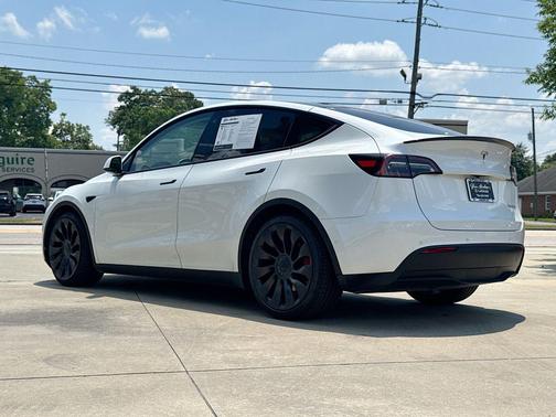 Pearl White Multi-Coat 2021 Tesla Model Y Performance Dual Motor All-Wheel Drive