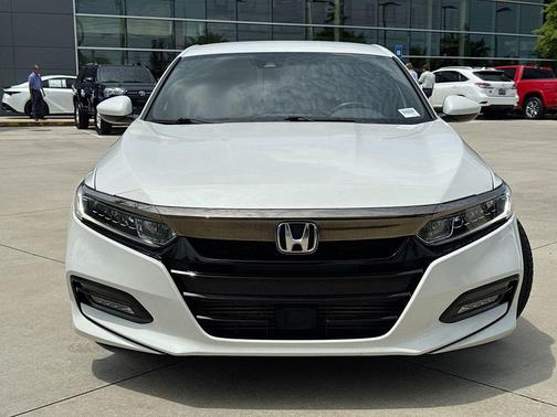 Platinum White Pearl 2019 Honda Accord Sport