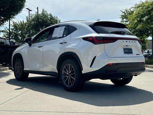 Eminent White Pearl 2025 Lexus NX 250 Premium