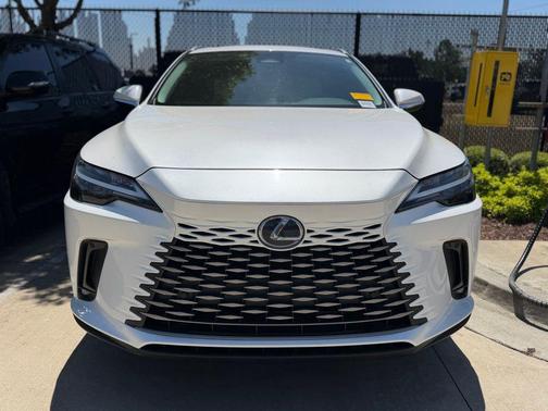 White Pearl 2023 Lexus RX 350 Premium