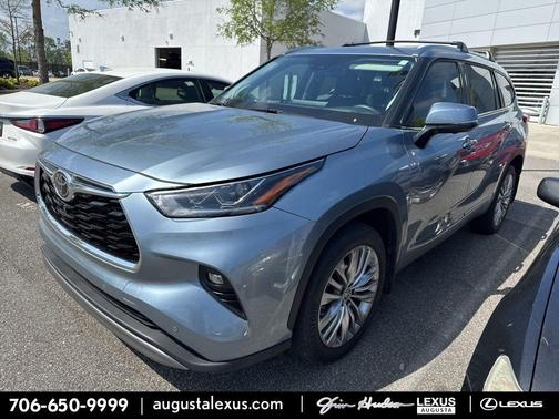 2023 Toyota Highlander Platinum