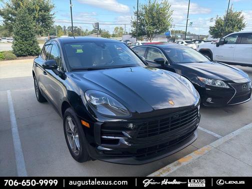 2021 Porsche Macan Base