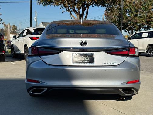 2025 Lexus ES 350 Base