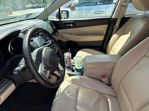 Green Metallic 2016 Subaru Outback 2.5i Limited