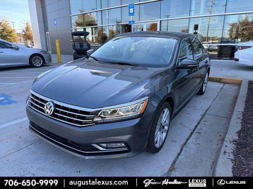 2017 Volkswagen Passat 1.8T SEL Premium