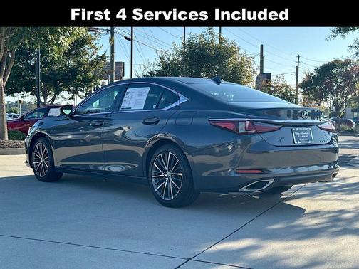 2023 Lexus ES 350 Base