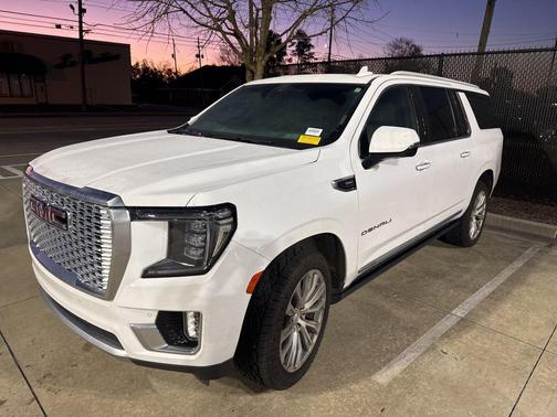 2022 GMC Yukon XL Denali