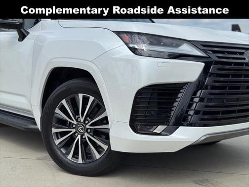 2022 Lexus LX 600 Premium