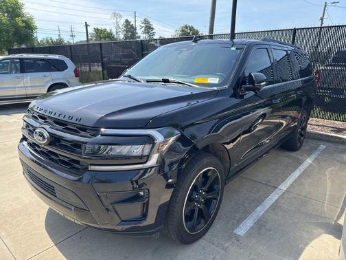 Agate Black Metallic 2023 Ford Expedition Max Limited