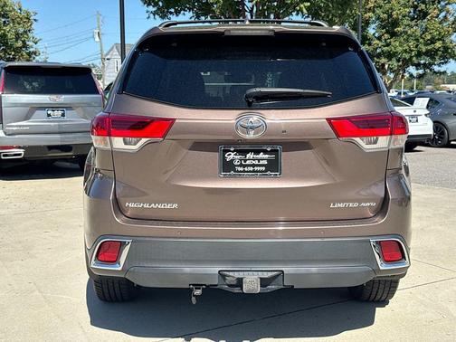 2017 Toyota Highlander Limited