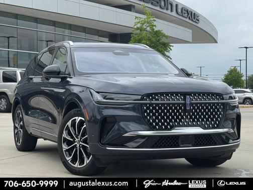 2024 Lincoln Nautilus Reserve