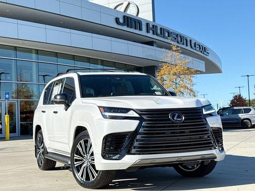 2025 Lexus LX 700h Luxury