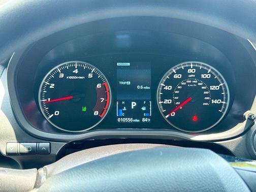 Labrador Black Pearl 2025 Mitsubishi Eclipse Cross ES