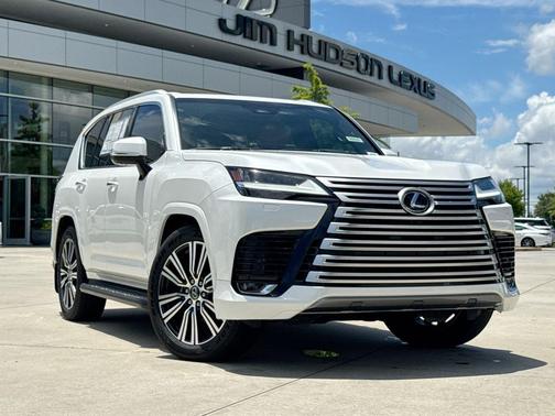 Eminent White Pearl 2026 Lexus LX 600 Luxury