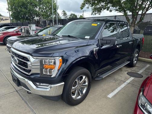 Antimatter Blue Metallic 2022 Ford F-150 XLT