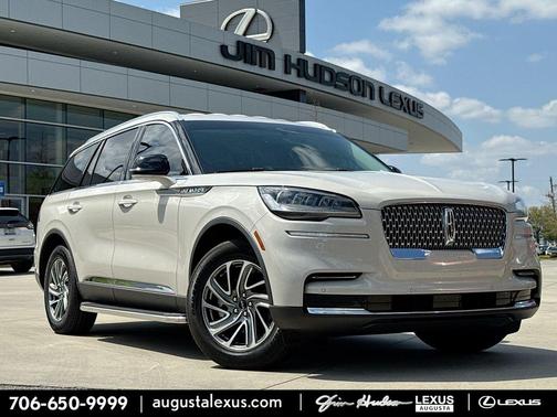 2023 Lincoln Aviator Standard AWD