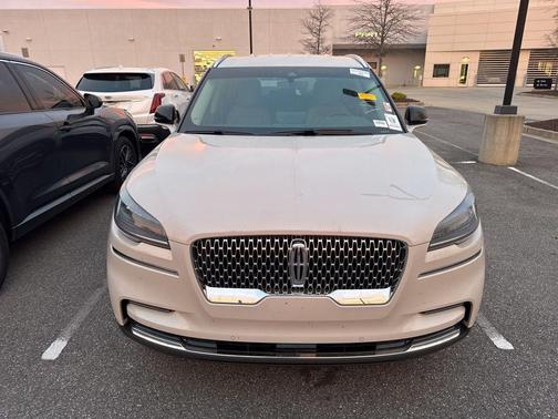 2023 Lincoln Aviator Standard AWD