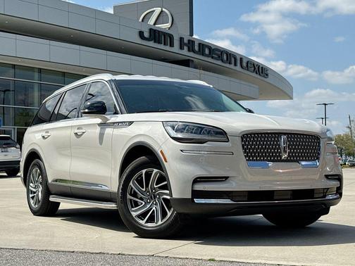 2023 Lincoln Aviator Standard AWD