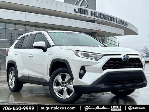 2021 Toyota RAV4 Hybrid XLE Premium