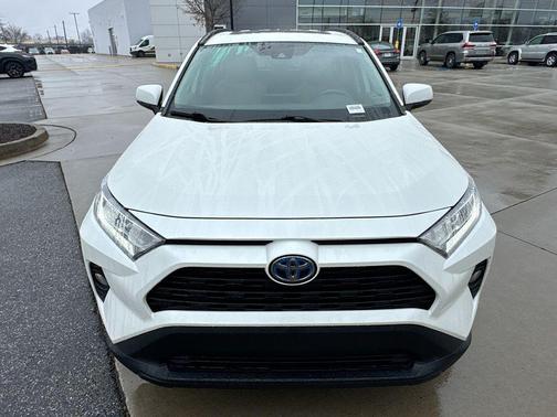 2021 Toyota RAV4 Hybrid XLE Premium