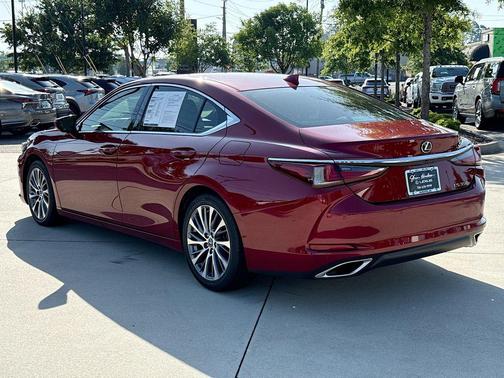 Matador Red Mica 2019 Lexus ES 350 Luxury