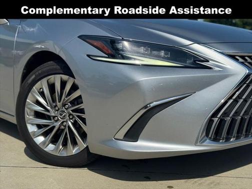 2022 Lexus ES 350 Ultra Luxury