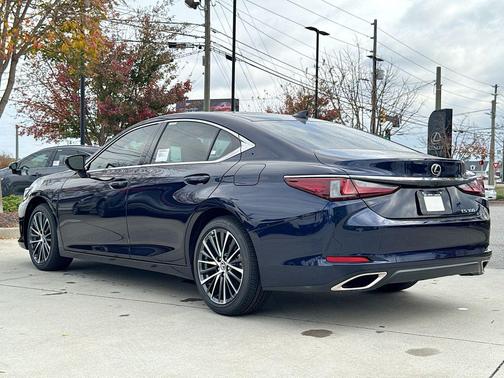 2025 Lexus ES 350 Base