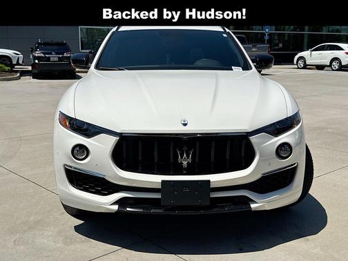 Bianco 2022 Maserati Levante GT