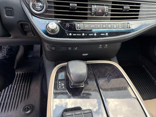 2023 Lexus LS 500 Base