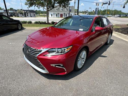 Matador Red 2017 Lexus ES 350 Base
