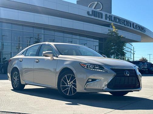 2017 Lexus ES 350 Base