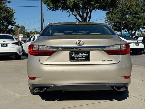 2017 Lexus ES 350 Base